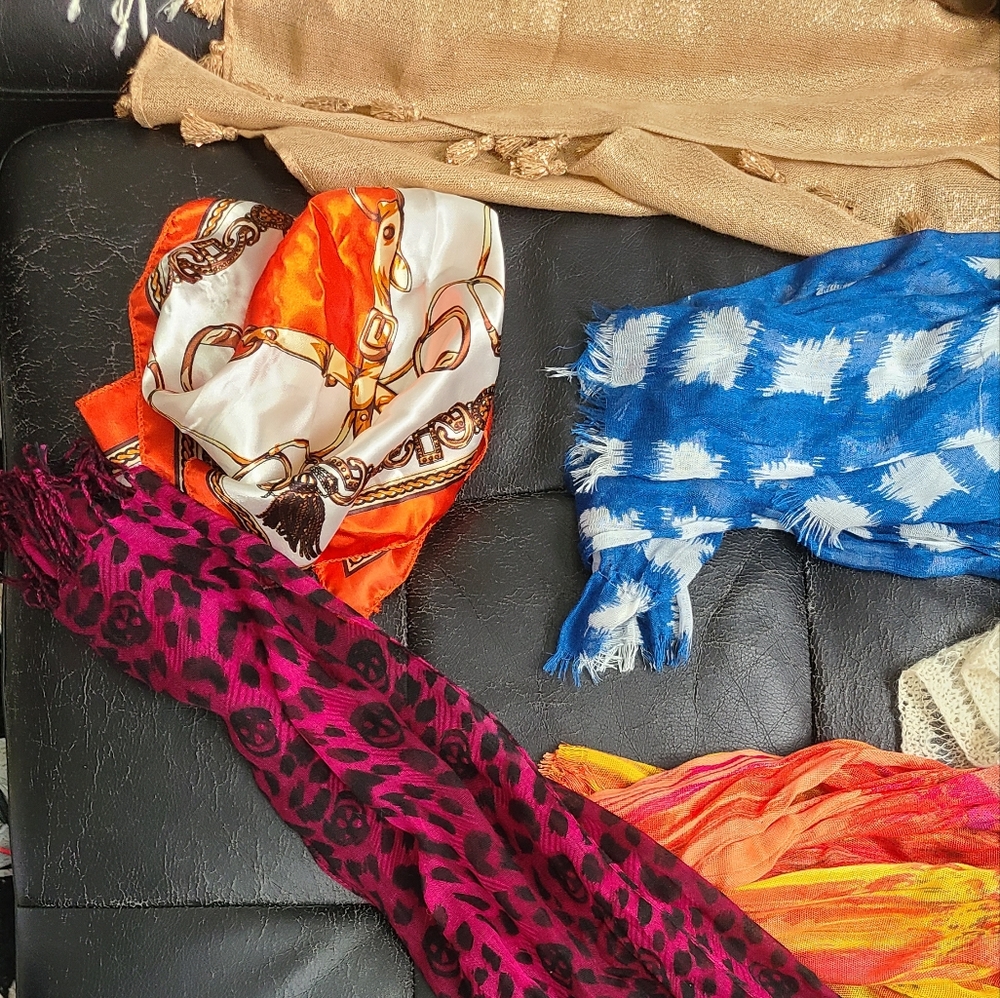 Scarf Collection (12) - Picture 4 of 9